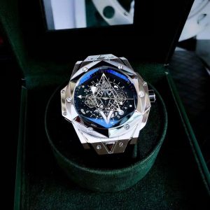 Hublot Big Bang Sang Bleu II 1:1 Super Clone Watch with Discreet Delivery 1106145827 - front view | Big Bang Sang Bleu
