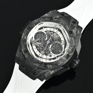 Hublot Big Bang Sang Bleu II Carbon Fibre 1:1 Super Clone Luxury Watch 1139507115 - front view | Big Bang Sang Bleu