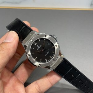 Hublot Classic Fusion 38mm Women's Super Clone & Cash on Delivery Watch 1128806211 - side view | Classic Fusion