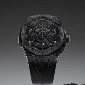 Hublot Big Bang Sang Bleu II Carbon Fibre Super Clone Watch 1140142217 - side view | Big Bang Sang Bleu