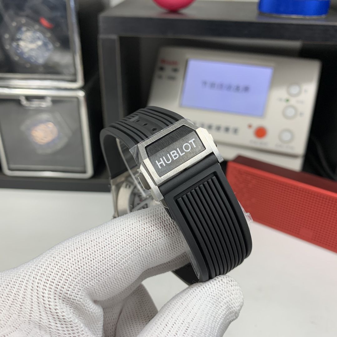 7-173.jpg Hublot Big Bang Unico 44mm Luxury Replica Watch with Cash on Delivery 1116492071 - macro shot | Big Bang Unico